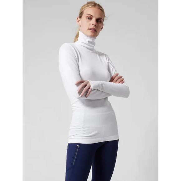 Athleta Tops - Athleta Flurry Blizzard Seamless Turtleneck (M)
